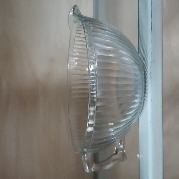 Kitchen Vintage Large Clear Glass Mixing Bowl With Handle Spout